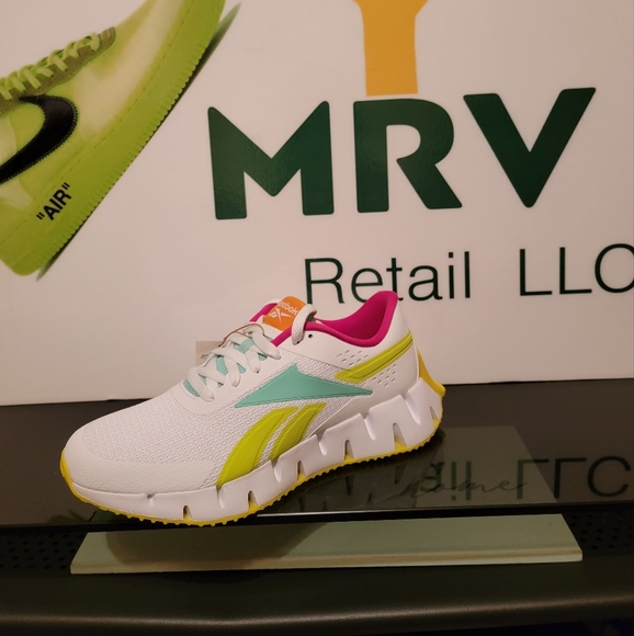 Wm Reebok - Picture 2 of 2